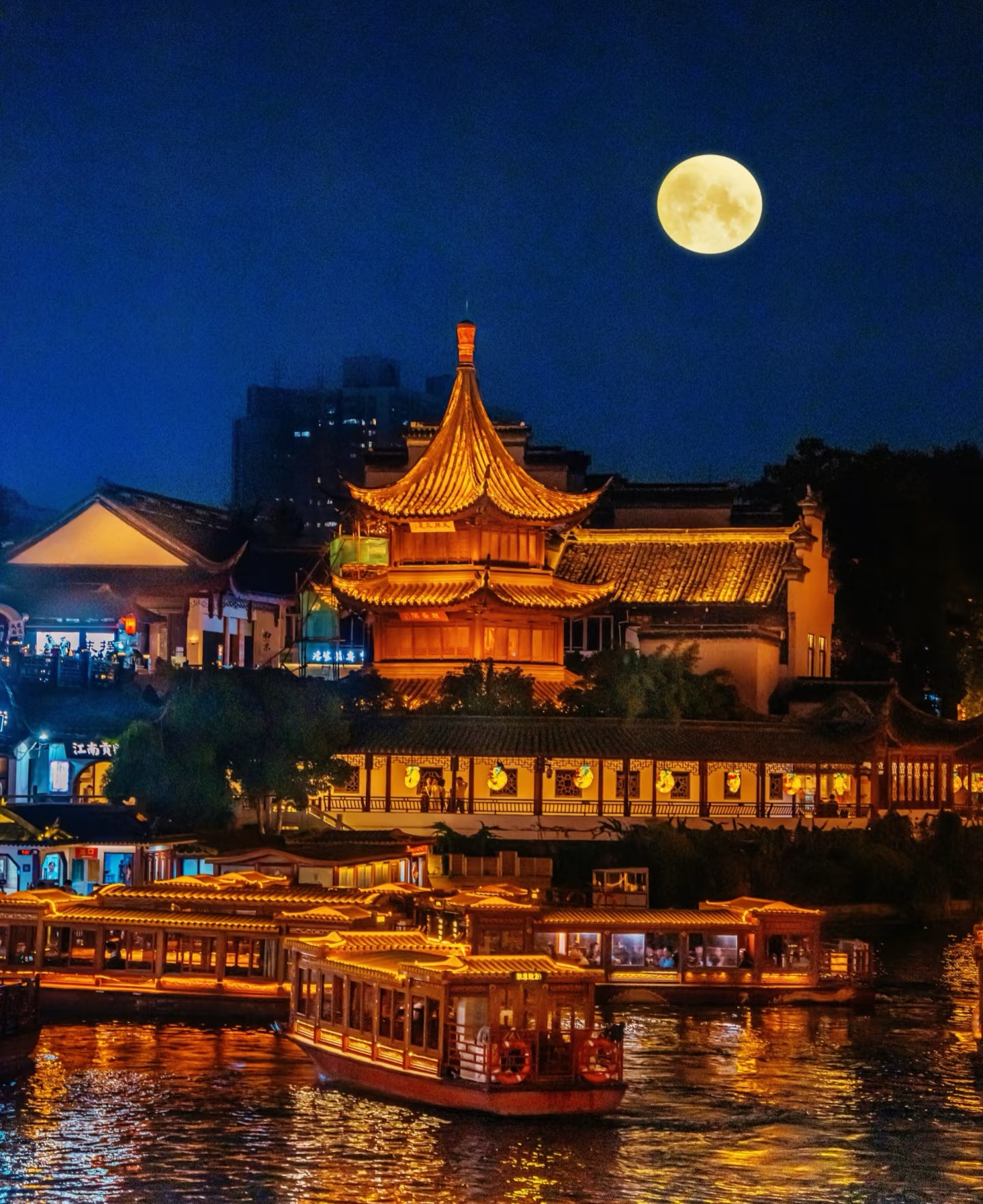 Gallery thumbnail 10